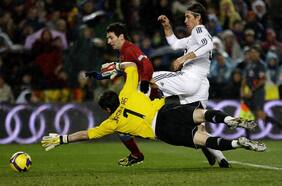 Messi reconoce a Casillas tras el retiro del portero: “Fue una rivalidad bastante linda”