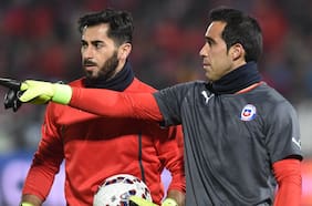 “Siempre he sido anticolocolino” y “tonteras“: el día en Johnny Herrera y Claudio Bravo se cruzaron por un Superclásico