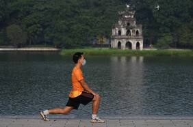 ¿Pueden las personas sanas que comen bien y hacen ejercicio no vacunarse contra el Covid-19?