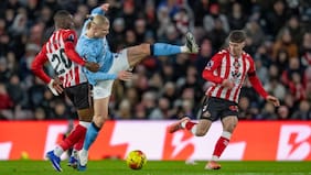 Celebra el Arsenal: Manchester City y Liverpool decepcionan en sus primeros encuentros del año y se alejan del líder