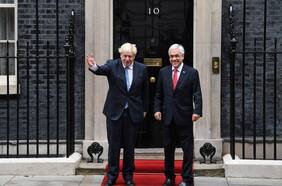 Londres, última escala: Presidente Piñera se reúne con Boris Johnson y asesores de salud de Reino Unido
