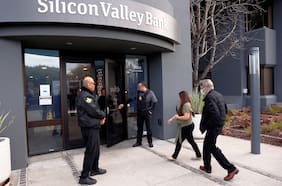 Exbanqueros apuntan a fortalezas de la banca chilena en medio de la desconfianza global