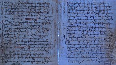 Científicos encuentran un capítulo oculto de la Biblia que tiene más de 1.500 años - La Tercera