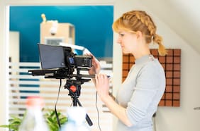 Recibirán casi dos mil millones de pesos: estos son los 89 emprendimientos femeninos seleccionados por Corfo