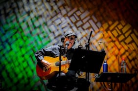 Silvio Rodríguez emociona al Movistar Arena con sus clásicos y su vigencia