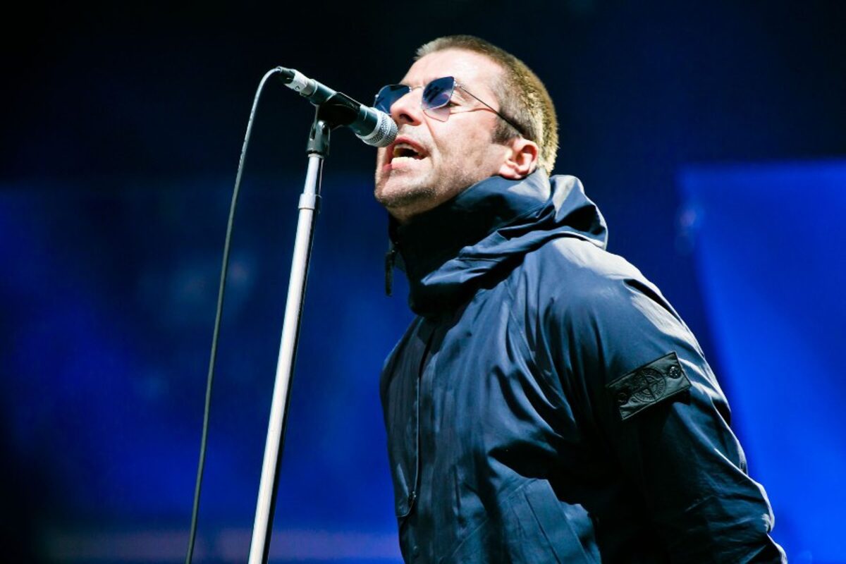 Liam Gallagher responsabiliza a la esposa de Noel por la separación de Oasis - La Tercera
