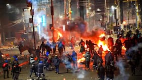 Escala crisis en Bolivia: Bloqueos a La Paz cumplen dos semanas y presidente colombiano se ofrece a mediar