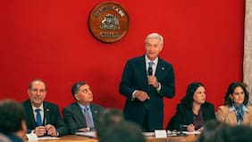 Kast ratifica fin de contribuciones y adelanta que buscarán compensar vía megarreforma en cita con alcaldes de oposición