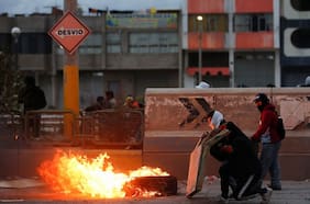 Columna de Carlos Escaffi: ¿Por qué protestan en Perú?