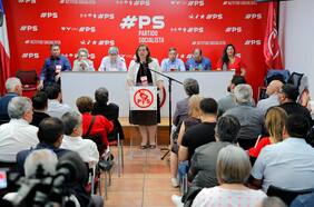 Comité central del PS afina carrera parlamentaria: ratifica legisladores en ejercicio para reelección y pide pacto con la DC