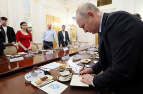 Putin evalúa si Rusia debería intentar nuevamente tomar Kiev