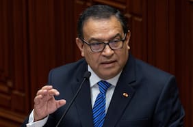 Renuncia el primer ministro peruano tras escándalo