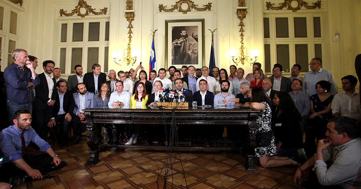 15/N: historia oral de un acuerdo - La Tercera