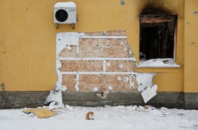 Frustran robo de mural de Banksy en edificio de Ucrania