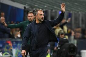 DT de Barcelona carga duro contra el árbitro tras la eliminación de la Champions League