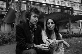 Una relación tormentosa: la intensa historia del romance entre Joan Baez y Bob Dylan