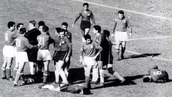 “Analfabetismo y alcoholismo”: el informe de la prensa italiana sobre Chile que provocó la histórica Batalla de Santiago