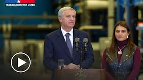 Presidente Kast aclara dichos sobre “metáfora” migratoria: “Quizá la palabra era hipérbole”