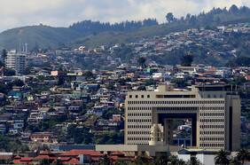 Comisión aprueba en general proyecto que busca elevar número de mujeres en directorio