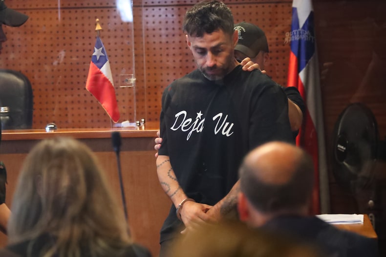 Jorge Valdivia sale de la cárcel de Rancagua tras revocación de prisión preventiva Audiencia de formalizacion del ex jugador de futbol Jorge Valdivia