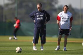 La libreta de Ernesto: las llamadas de Marcelo Bielsa a Díaz Correa desde Bilbao para que le relatara goles a las 6 de la mañana