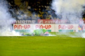 ¿Cómo está Christian Bravo, el arquero de Huachipato lastimado por una bomba de estruendo en Coquimbo?