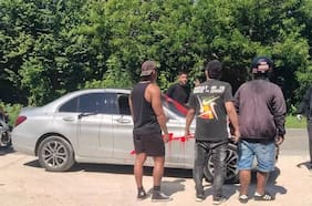 La pasa mal en Colombia: hinchas de Junior vandalizan el auto de exdelantero de Colo Colo