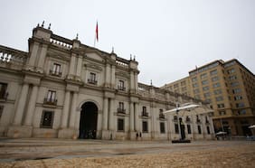 Muere carabinero que cumplía servicio al interior del Palacio de La Moneda