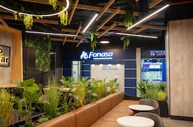 Nueva y última posibilidad de licitar la MCC de Fonasa vuelve a generar cientos de dudas en aseguradoras interesadas