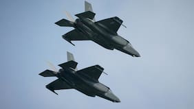 Golpe al Estado Islámico: EE.UU. y Siria destruyen más de 15 depósitos de armas en operativo conjunto