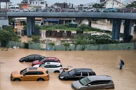 Lluvias torrenciales en Vietnam han provocado al menos 55 personas fallecidas y serios daños a la infraestructura y agricultura
