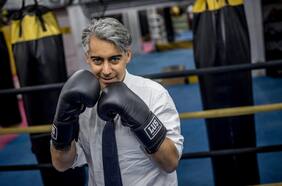 Manifiesto Presidencial de Marco Enríquez-Ominami: “Las canas me han salido por los periodistas”