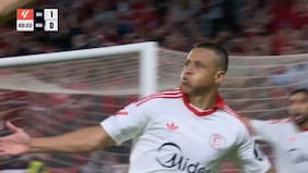 En un momento clave: revisa el gol de Alexis Sánchez para el Sevilla ante la Real Sociedad