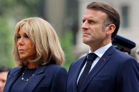 Macron demanda en EE.UU. a una influencer ultraderechista por difundir rumores sobre que la primera dama francesa es trans