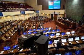 Congreso despacha a ley proyecto que suspende este año la evaluación docente, debido a la pandemia