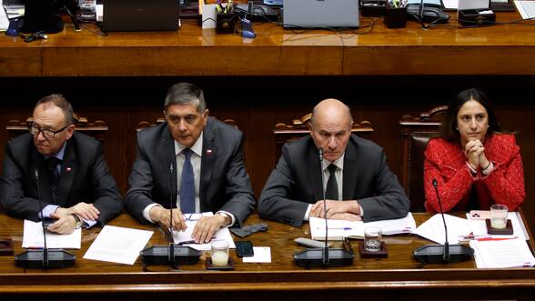 Megarreforma: gobierno pide a partidos poner el foco en beneficios propyme para intentar frenar ofensiva de la izquierda
