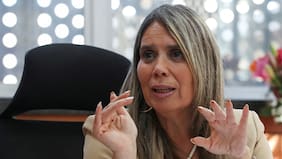 Alcaldesa de Quilpué apunta a administración anterior por informe de Contraloría sobre las irregularidades tras megaincendio