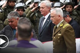 Presidente Kast asiste a funeral de carabinero fallecido tras operativo en Lo Espejo