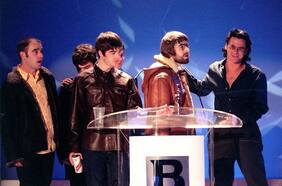 El día que Noel Gallagher humilló a Michael Hutchence por televisión