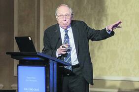 Andrés Velasco, consejero del BC y economistas top de A. Latina y EE.UU. se reúnen en Nueva York en homenaje a Guillermo Calvo