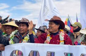 Adherentes de Evo Morales y Luis Arce se enfrentan en marcha convocada por el expresidente en Bolivia