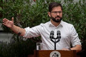 Tras rechazo de proyectos de quinto retiro: Boric asegura que deben mejorar el diálogo con parlamentarios y descarta “fisuras” en el Comité Político