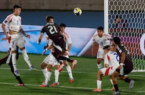 Anfitriones del desencanto