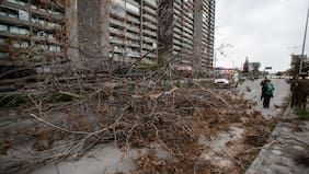 Frente de lluvia y viento avanza por el país: temperaturas inusualmente altas en Santiago potencian el riesgo de aumento de caudales