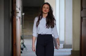 Irina Karamanos hará de moderadora en conversatorio Porno Brujas de la obra feminista Teoría King Kong