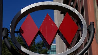 Refuerzo del transporte público y servicios gratuitos: cómo funcionarán Metro y EFE durante las elecciones