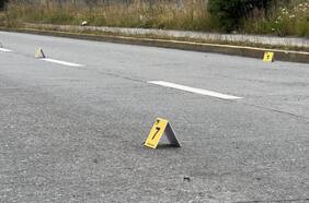 “Tenía las muñecas amarradas y múltiples disparos en su rostro y tórax”: Fiscalía detalla hallazgo de cadáver a un costado de la Ruta 5 Sur en Paine