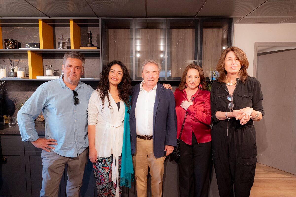 Pablo Olivares, Constanza Vásquez, Sergio Cardone, Gloria Simonetti y Andrea Brandes.
