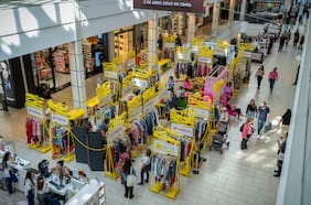 The Ropantic Show busca romper récord Guinness con el intercambio de ropa más grande del mundo