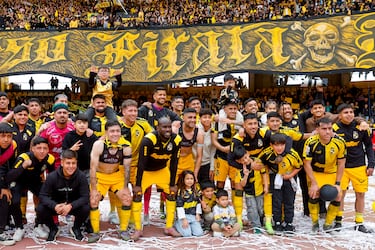 El festejo de Coquimbo Unido con sus hinchas tras ganarle a Colo Colo